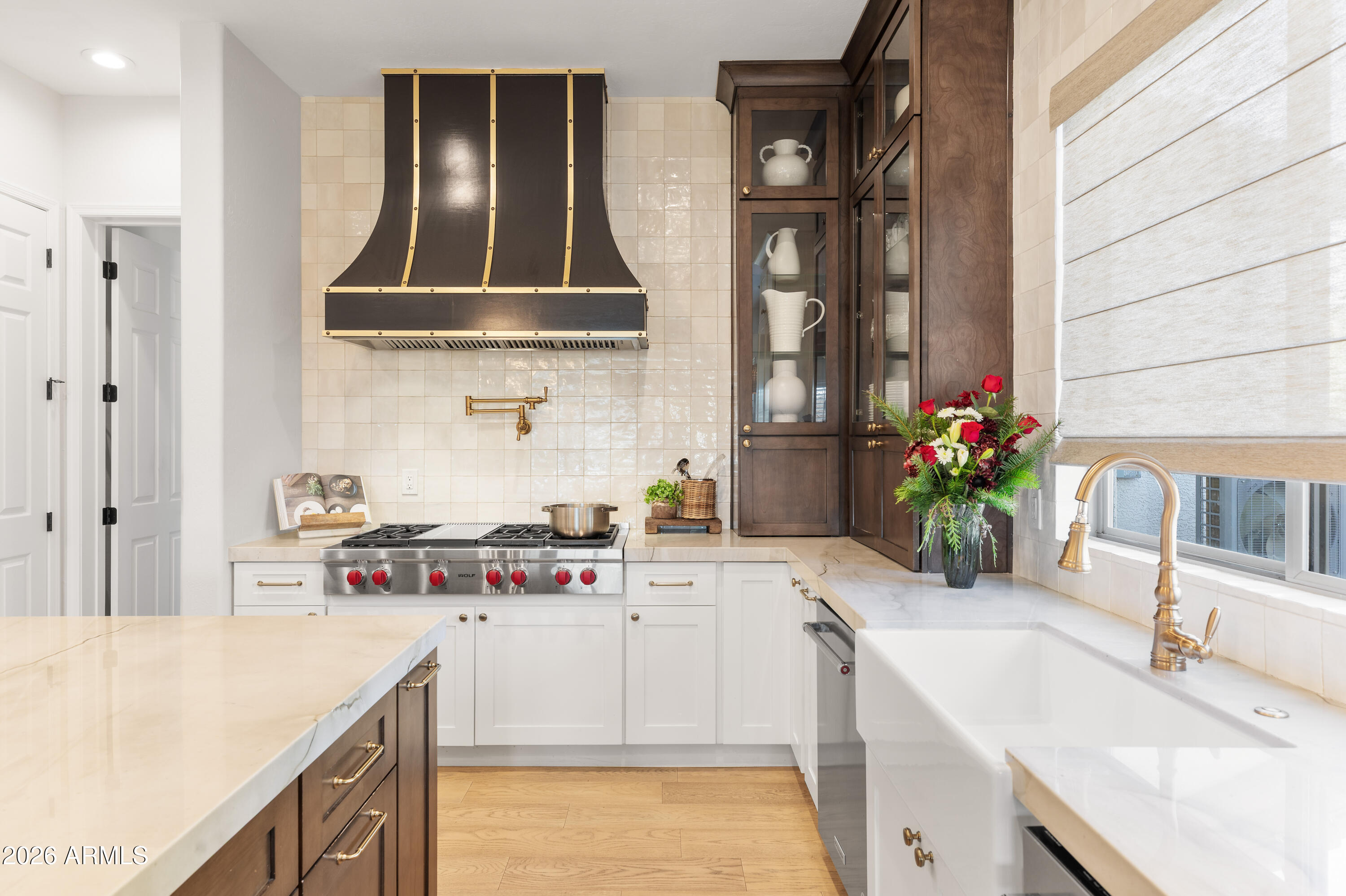 2517 South Constellation Way Gilbert, AZ 85295 - Photo 6 of 51 7D3A9099