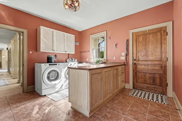 $1,825,000 | 2554 Deep Gap Farm Road East, Mill Spring, NC 28756