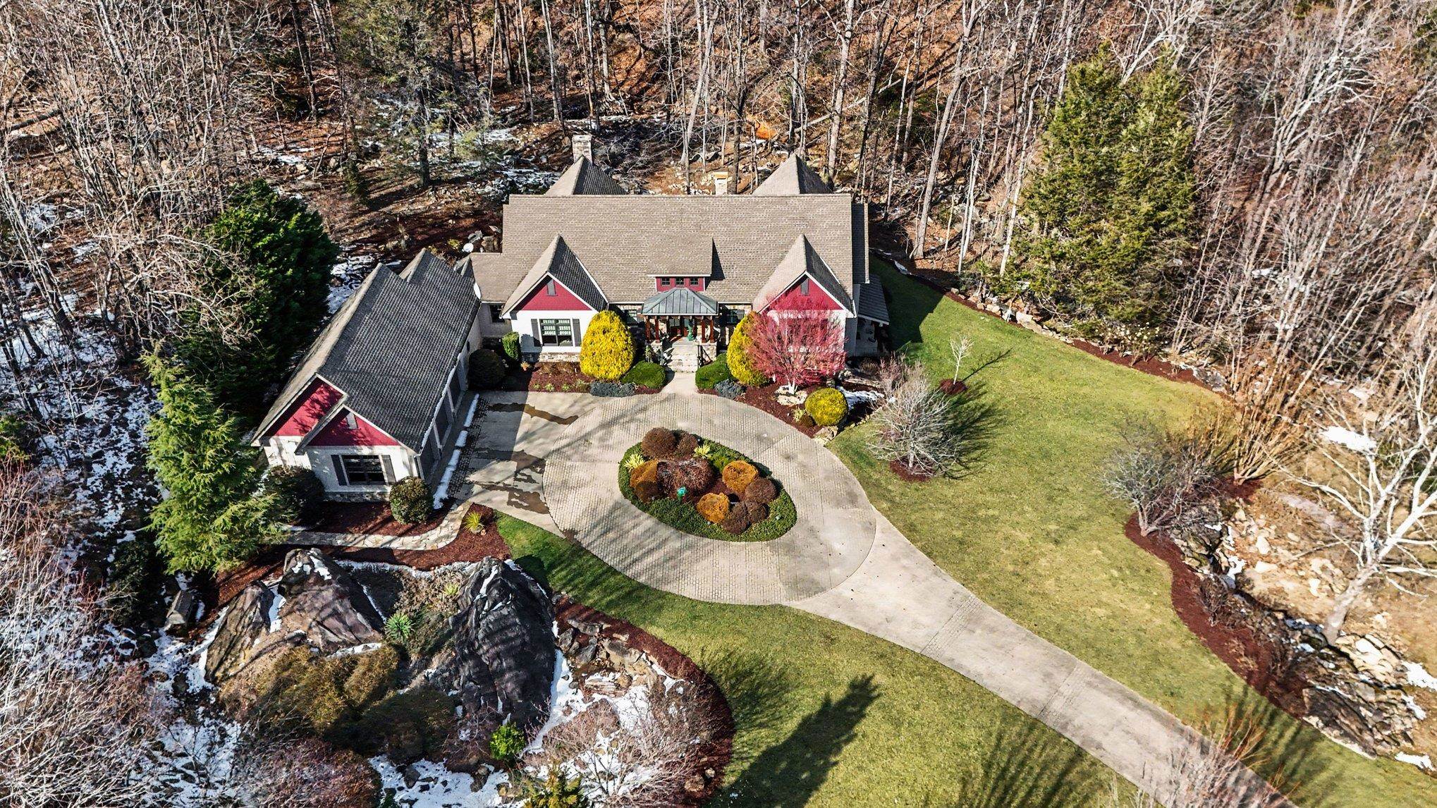 2554 Deep Gap Farm Road East Mill Spring, NC 28756 - Photo 3 of 50