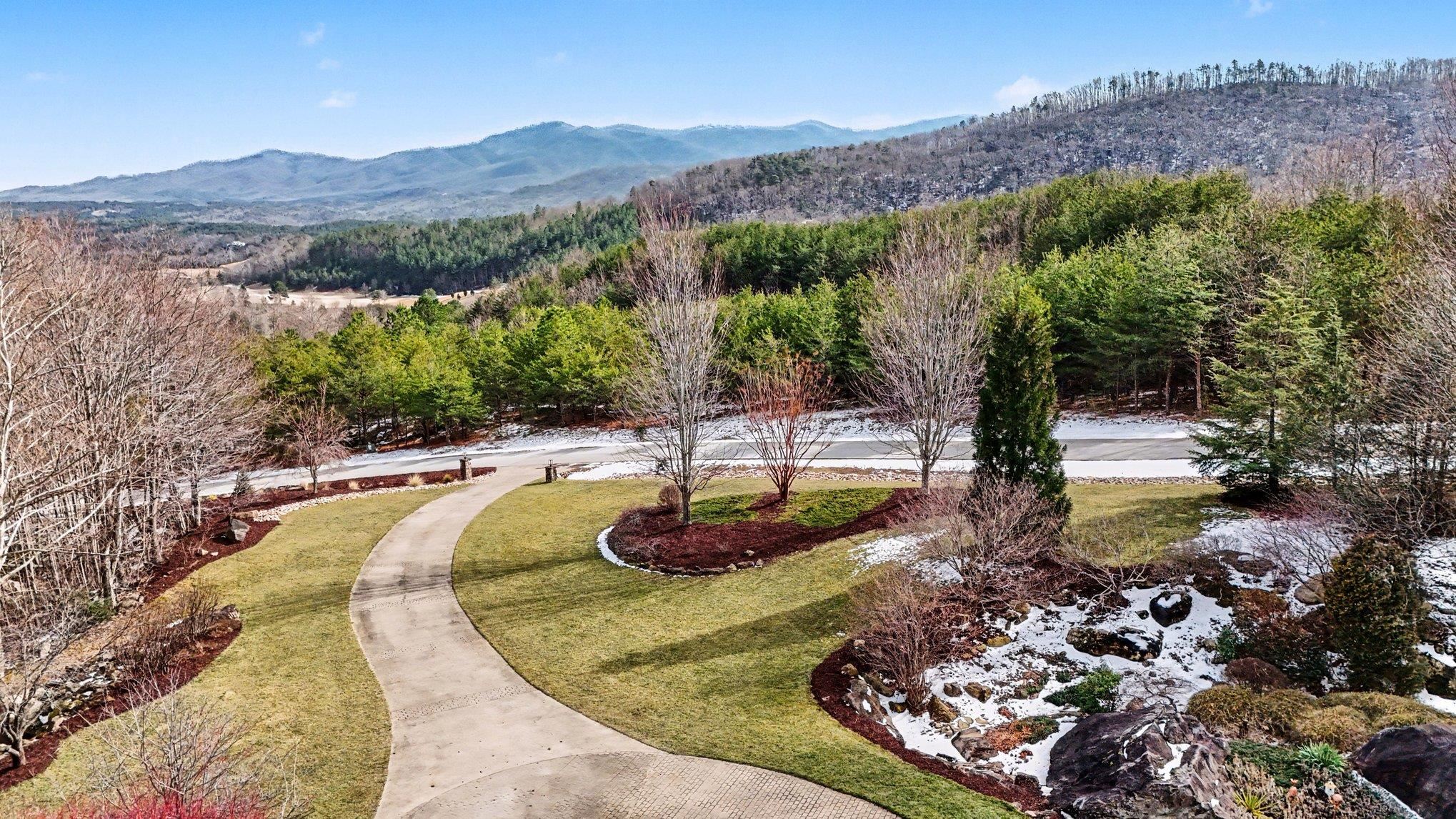 2554 Deep Gap Farm Road East Mill Spring, NC 28756 - Photo 4 of 50
