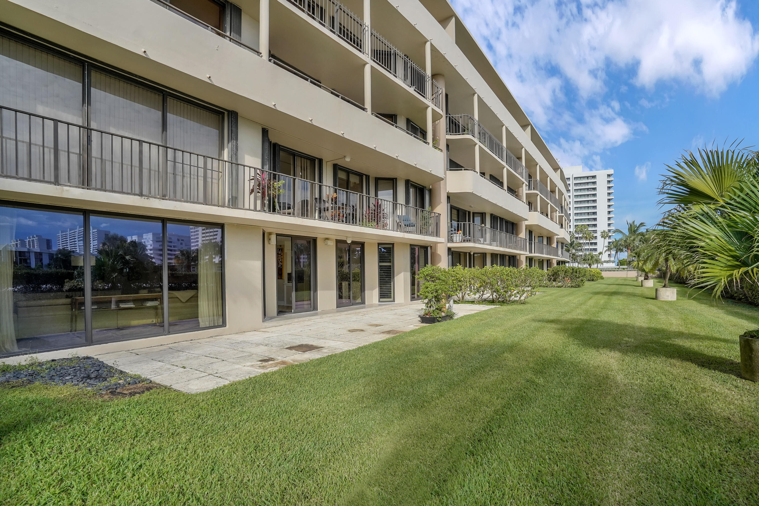 1401 South Ocean Boulevard, Unit 1040 Boca Raton, FL 33432 - Photo 29 of 42 DSC07184