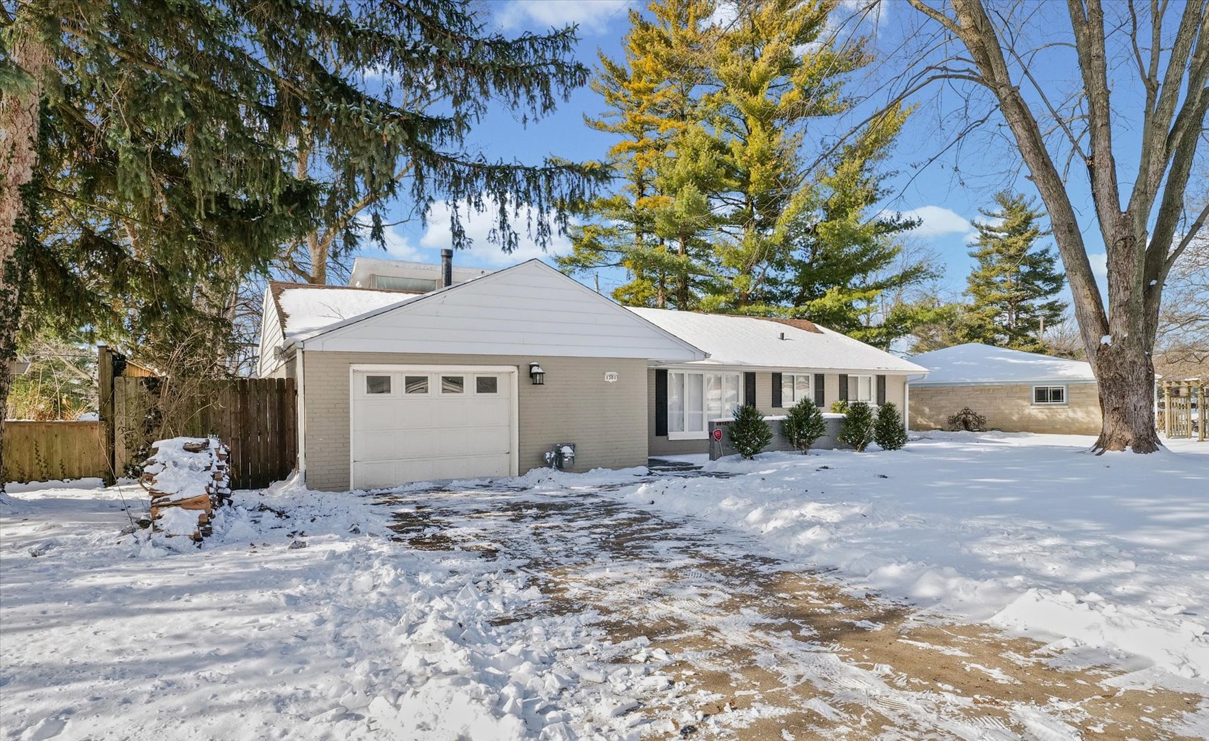 1301 Belmeade Drive Champaign, IL 61821 - Photo 3 of 32