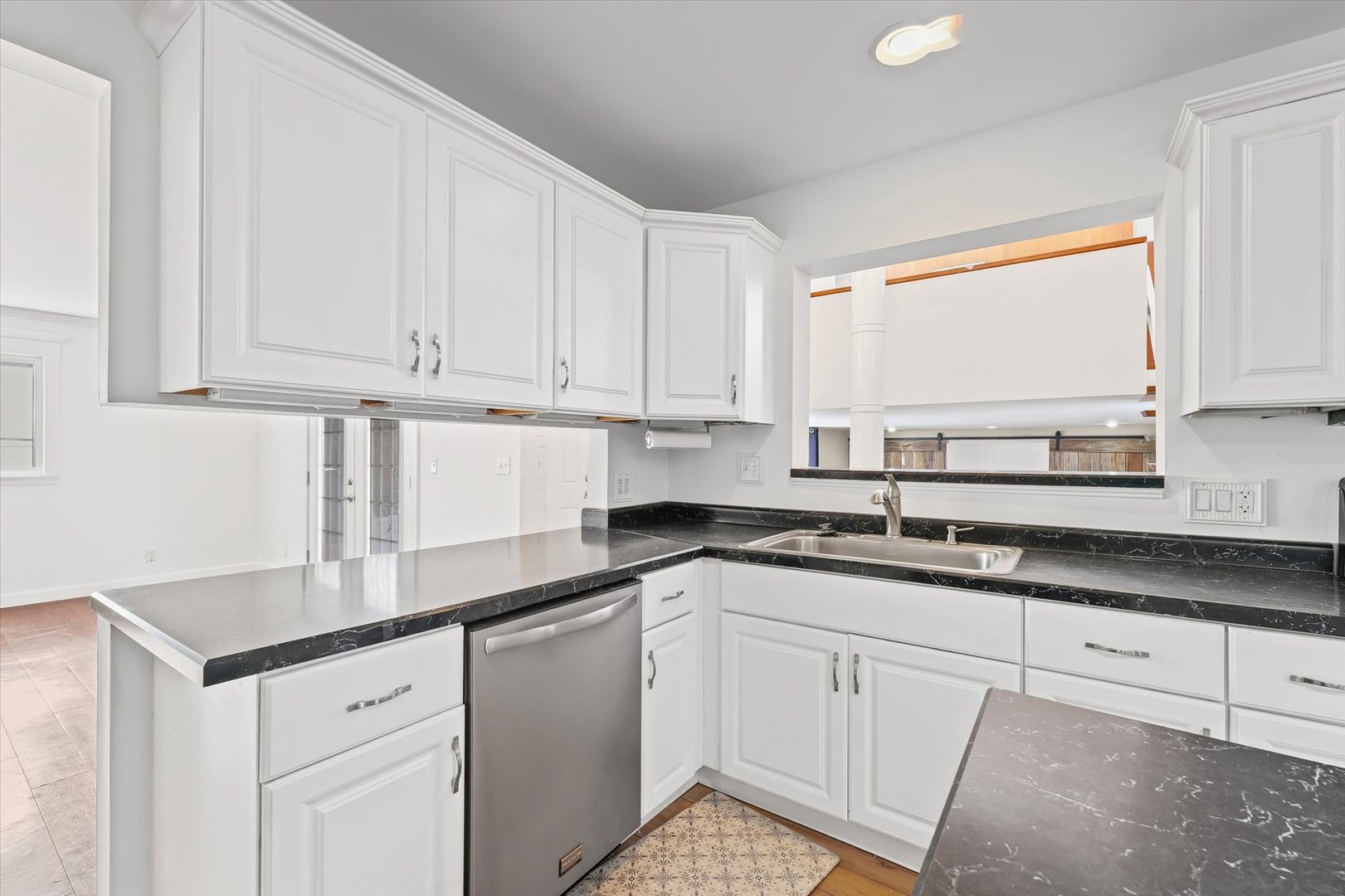 1301 Belmeade Drive Champaign, IL 61821 - Photo 10 of 32