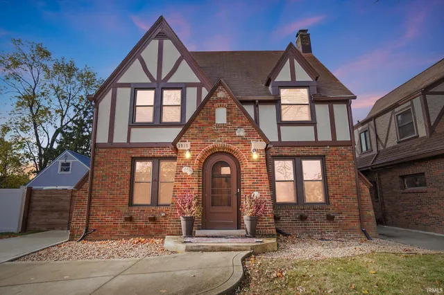 $285,000 | 2915 North Anthony Boulevard, Fort Wayne, IN 46805