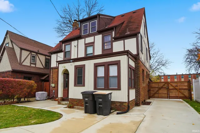 $259,900 | 2915 North Anthony Boulevard, Fort Wayne, IN 46805