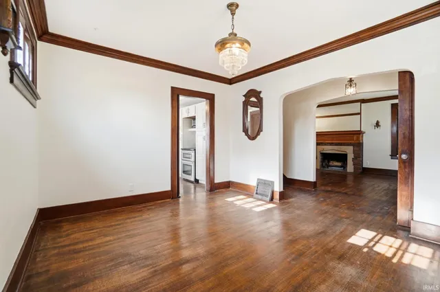 $259,900 | 2915 North Anthony Boulevard, Fort Wayne, IN 46805