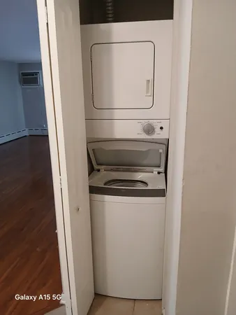 $1,800 | 11 Parkside Court, Unit 6, Vernon Hills, IL 60061