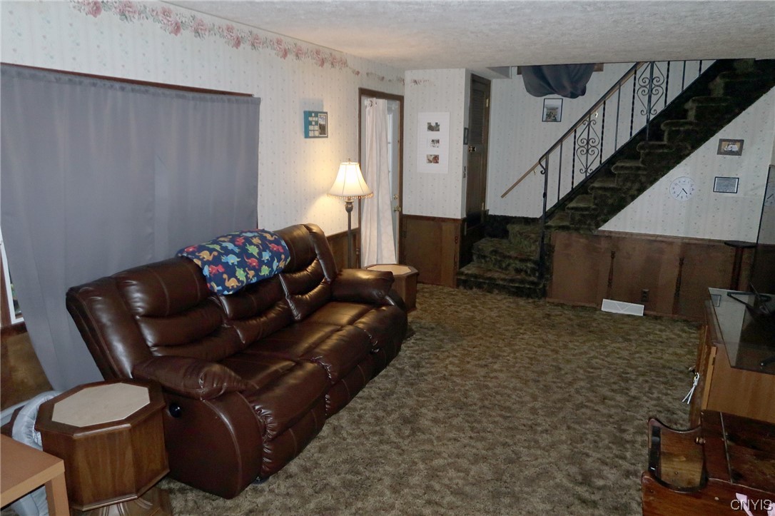 311 Louisa Street Rome, NY 13440 - Photo 6 of 36