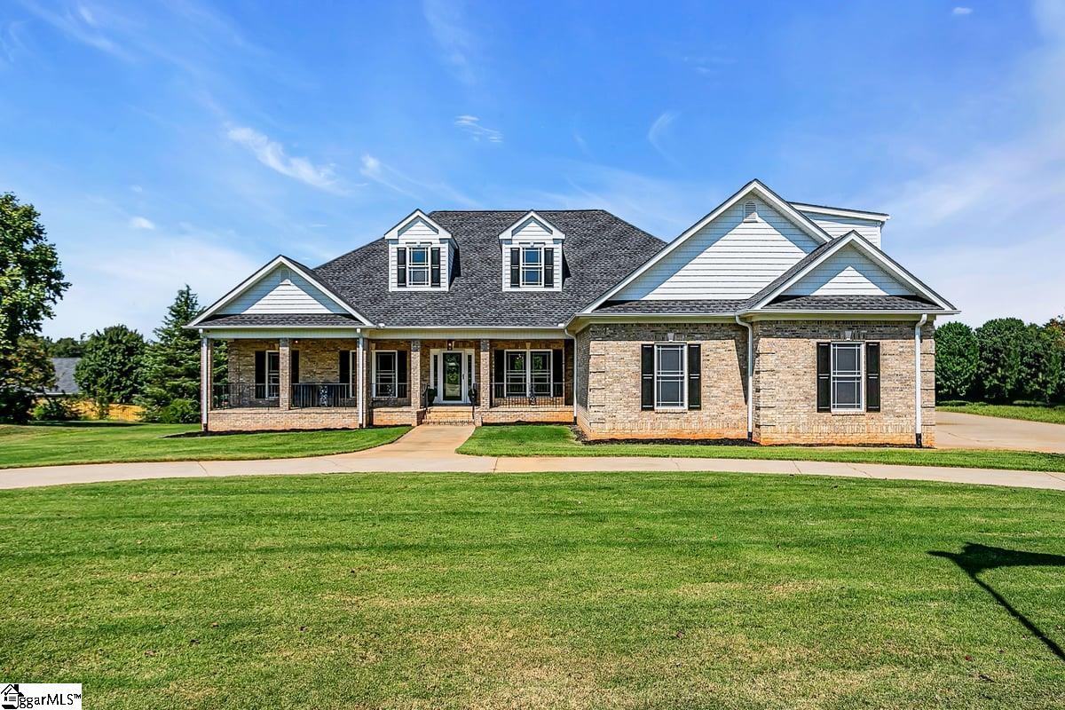 15 Hindman Road Travelers Rest, SC 29690 - Photo 2 of 45