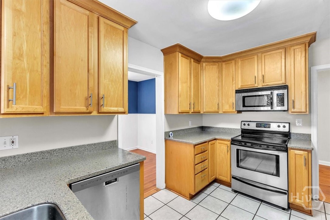 135 Columbus Drive Savannah, GA 31405 - Photo 15 of 36