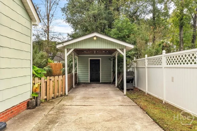$2,800 | 135 Columbus Drive, Savannah, GA 31405
