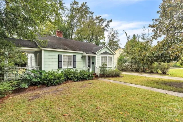 $2,800 | 135 Columbus Drive, Savannah, GA 31405