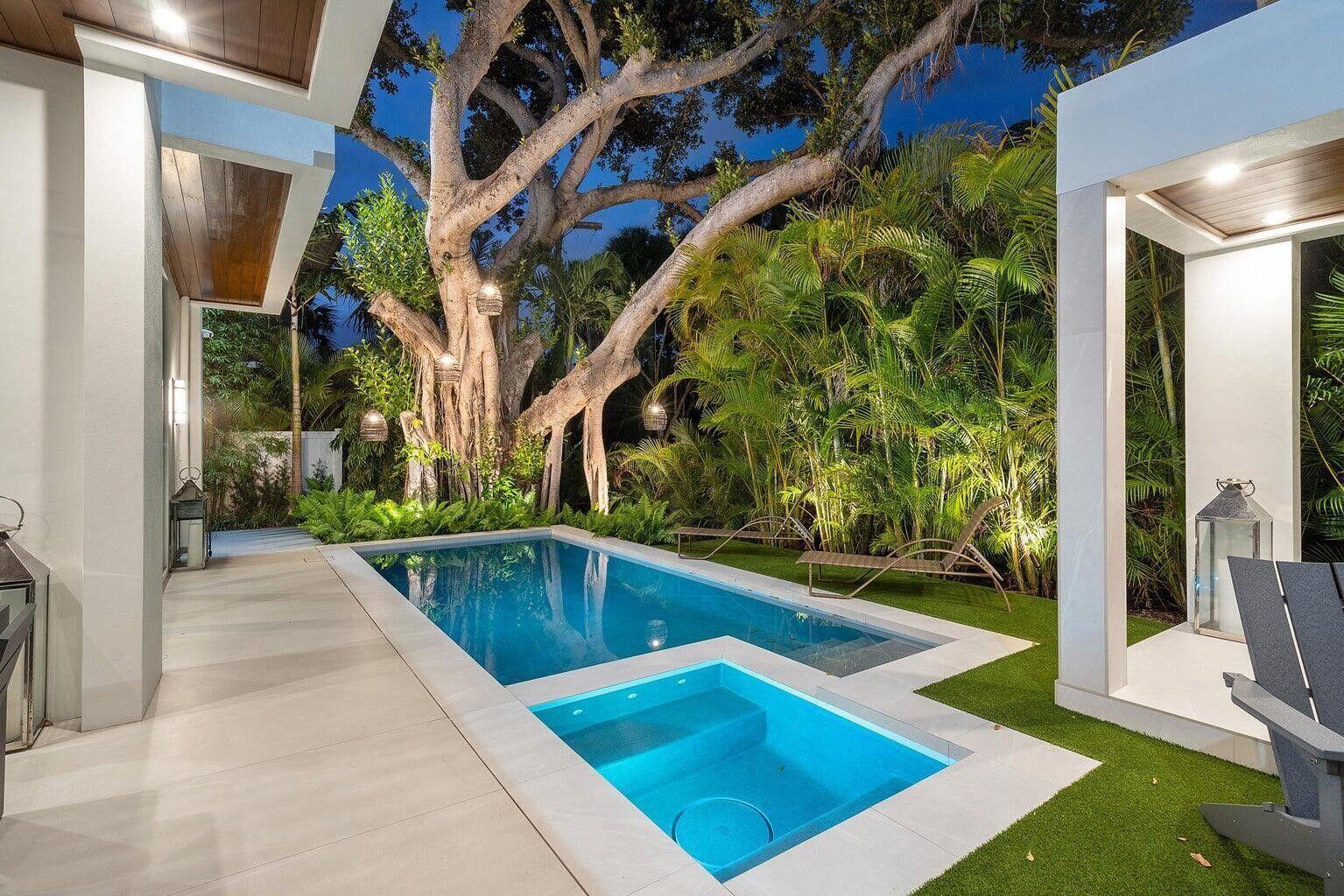 775 Park Drive West Boca Raton, FL 33432 - Photo 7 of 31 a view of a backyard with swimming pool