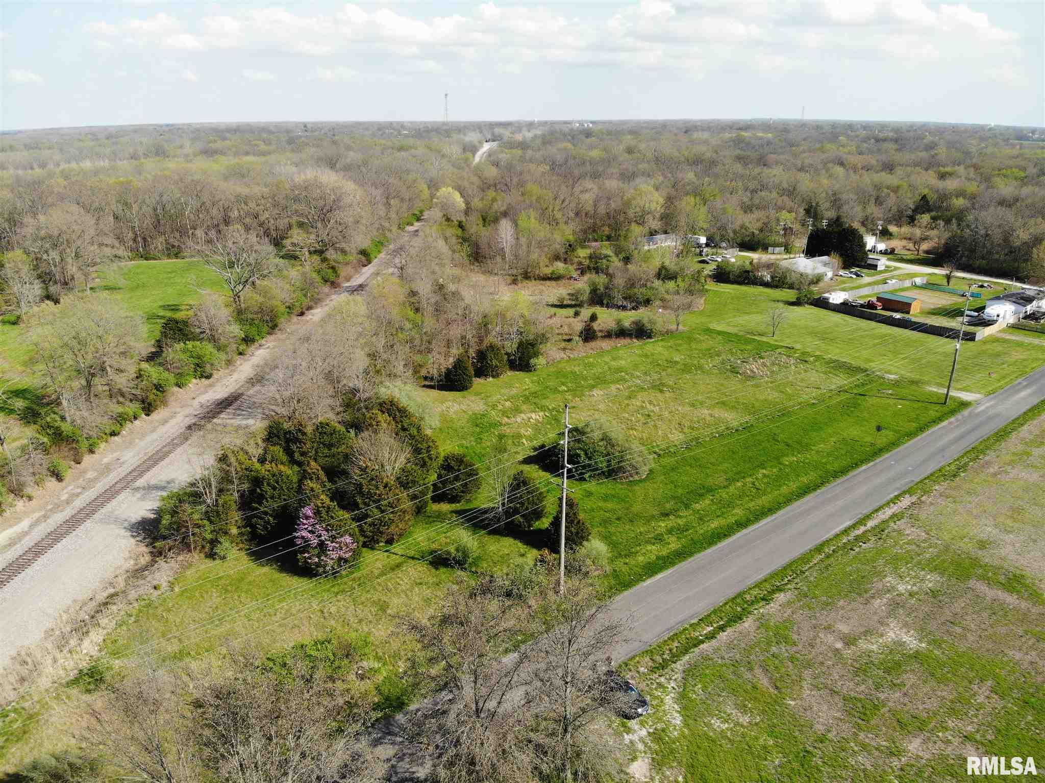 9660 Jolliff Bridge Road Centralia, IL 62801 - Photo 2 of 11