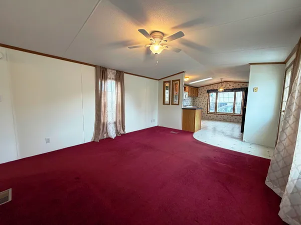 $110,000 | 6 Hilltop Manor Mobile Home Park, Littleton, NH 03561