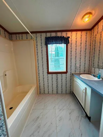 $110,000 | 6 Hilltop Manor Mobile Home Park, Littleton, NH 03561