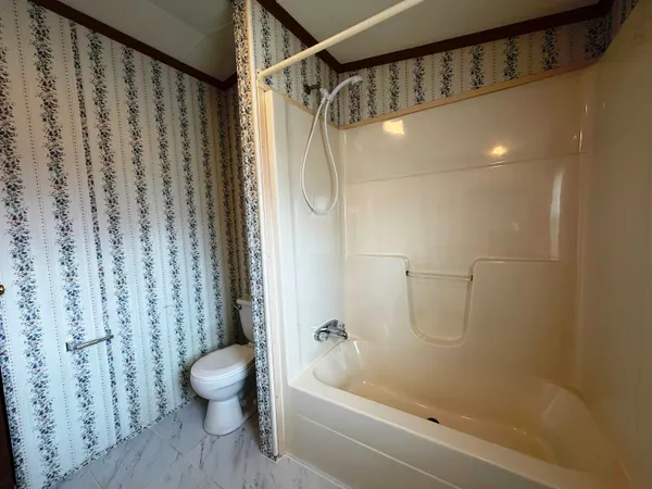 $110,000 | 6 Hilltop Manor Mobile Home Park, Littleton, NH 03561