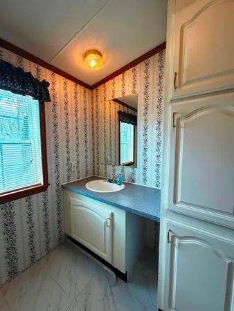 $110,000 | 6 Hilltop Manor Mobile Home Park, Littleton, NH 03561