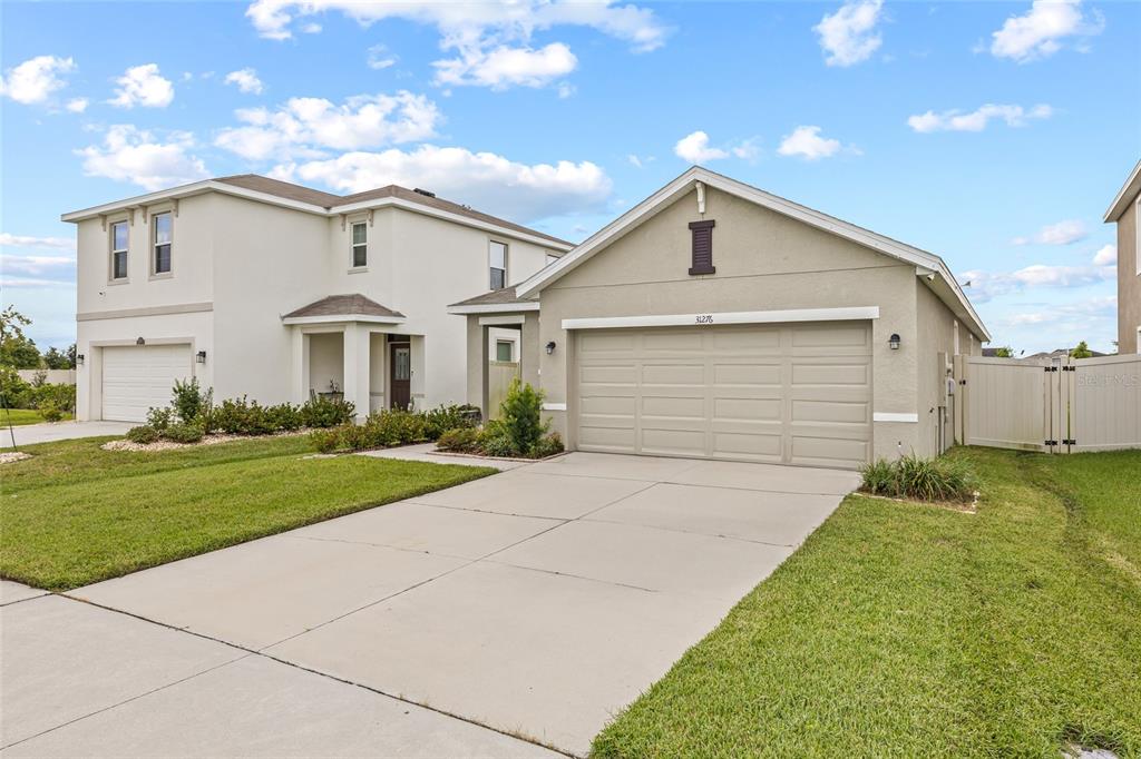 31276 Penny Surf Loop Wesley Chapel, FL 33545 - Photo 2 of 46