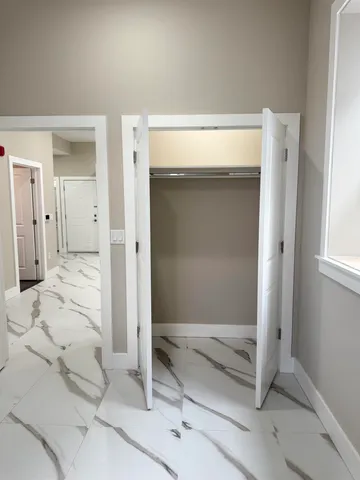 $2,584 | 213 Academy Street, Unit 1B, Jersey City, NJ 07306