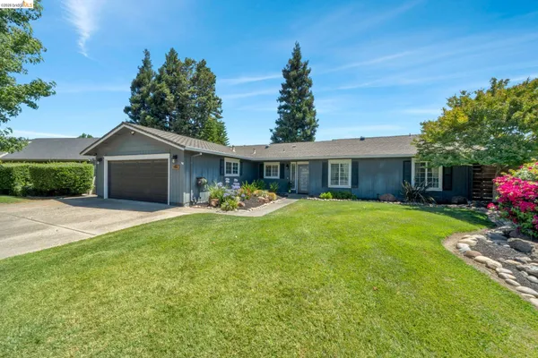$565,000 | 907 Dorchester Circle, Lodi, CA 95240