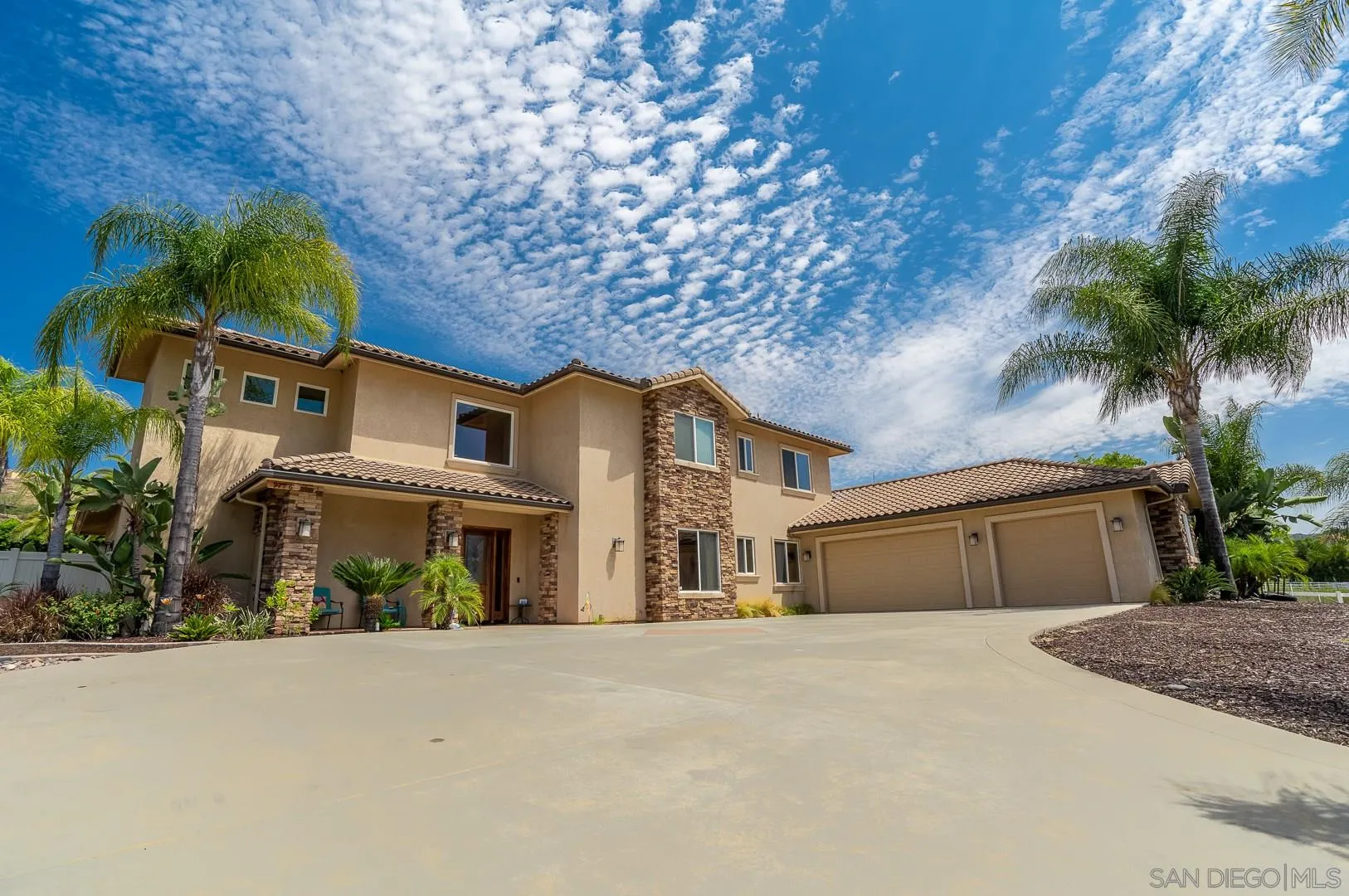 9776 Valley Ranch Road El Cajon, CA 92021 - Photo 3 of 54 Gallery Image 3