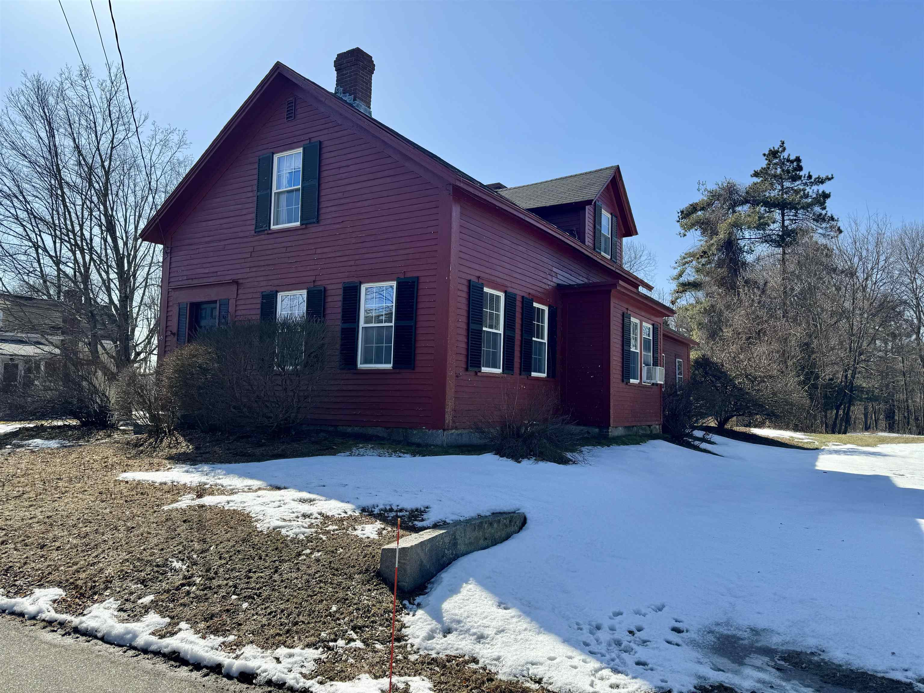 45 Mountain Road Concord, NH 03301 - Photo 1 of 32