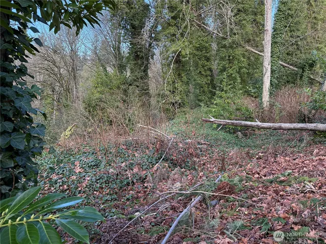 $149,500 | -269xx 9th Avenue South, Des Moines, WA 98198