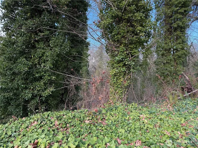 $149,500 | -269xx 9th Avenue South, Des Moines, WA 98198