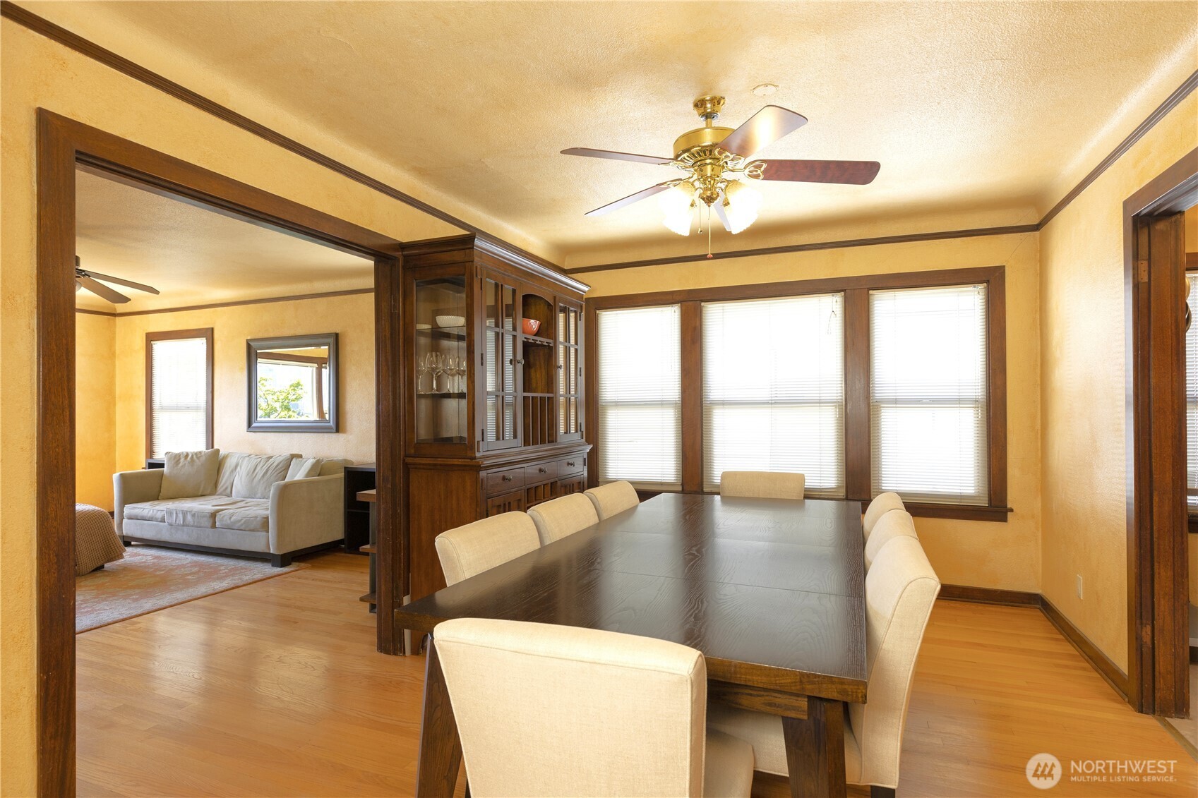 16 Valley Street Seattle, WA 98109 - Photo 21 of 40 a living room with furniture and a large window
