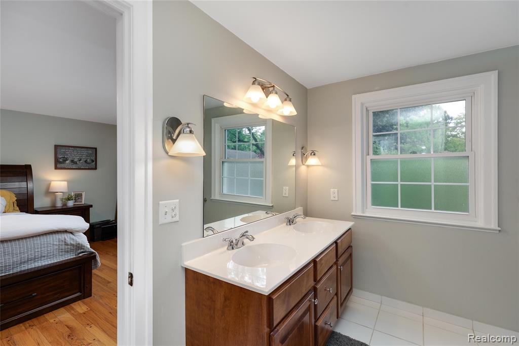 1615 Earlmont Road Berkley, MI 48072 - Photo 27 of 46