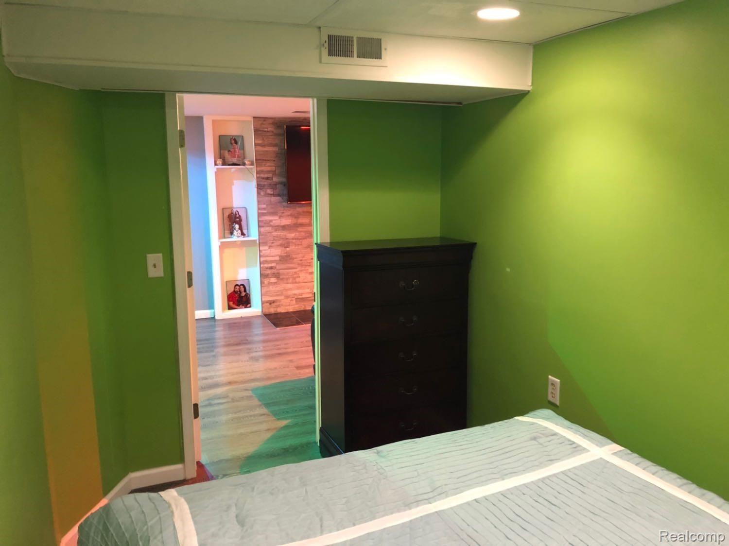 2327 Elmcrest Road Sterling Heights, MI 48310 - Photo 60 of 72 picture_3.jpg