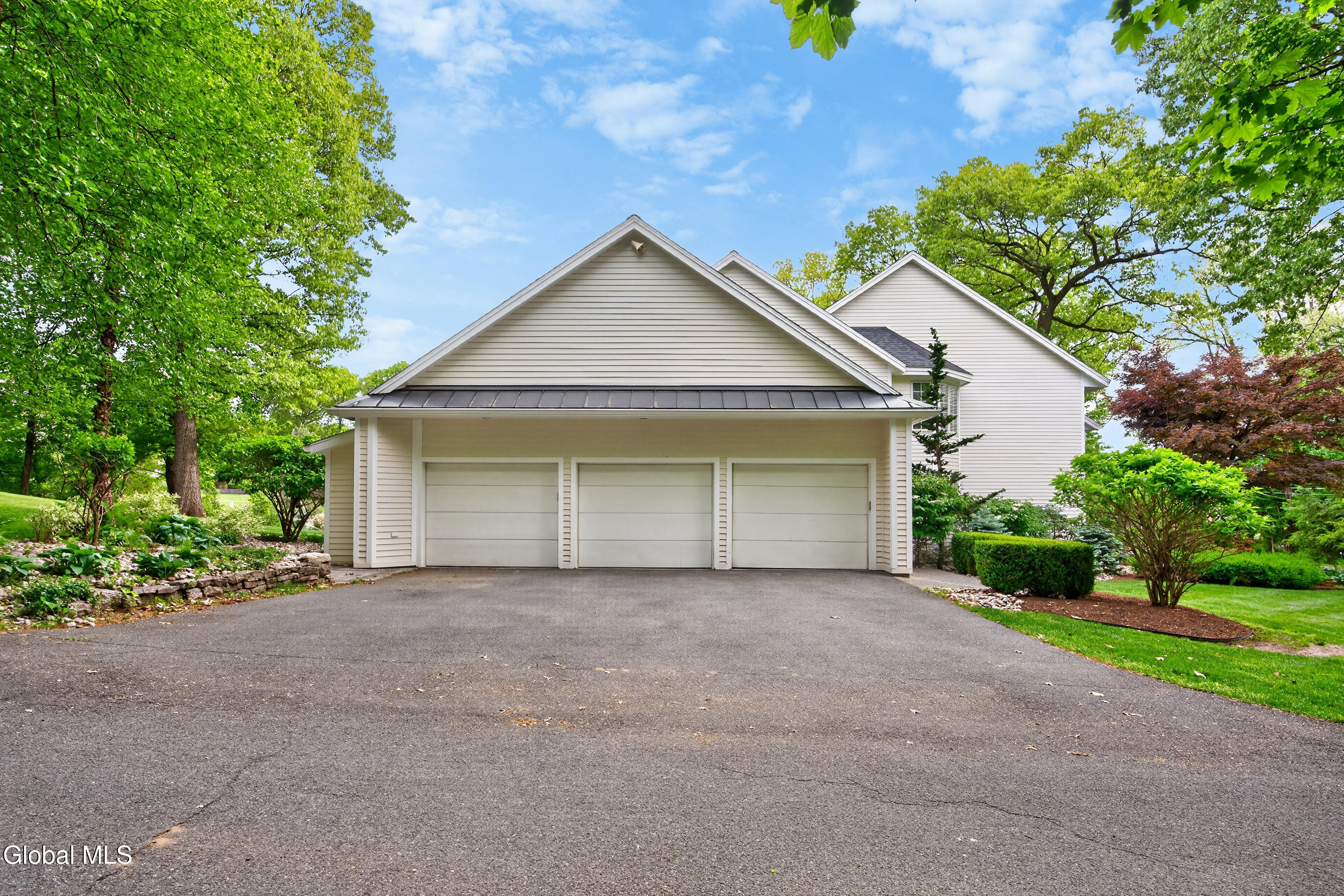 36 A Hills Road Colonie, NY 12211 - Photo 89 of 91 181-36A-Hills-Road-Loudonville-NY-12211
