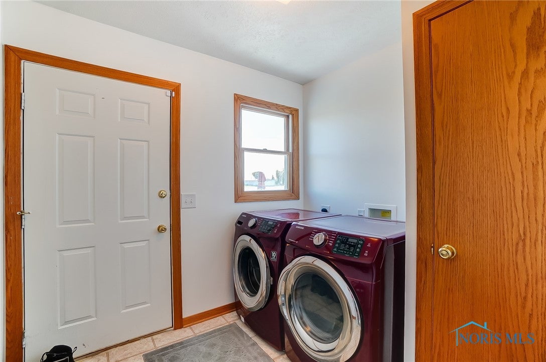 14086 Wayne Road Pemberville, OH 43450 - Photo 26 of 46 Gallery Image 26