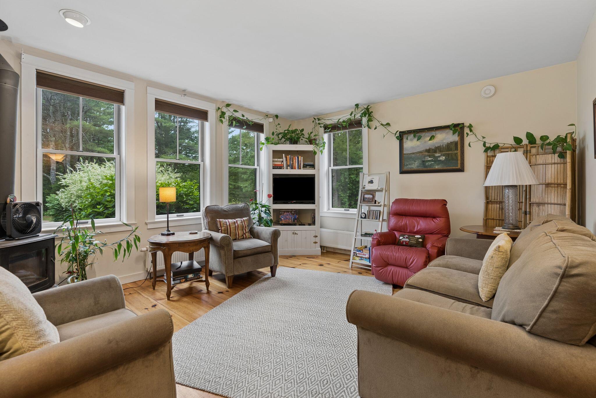 827 Sligo Road North Yarmouth, ME 04097 - Photo 7 of 42