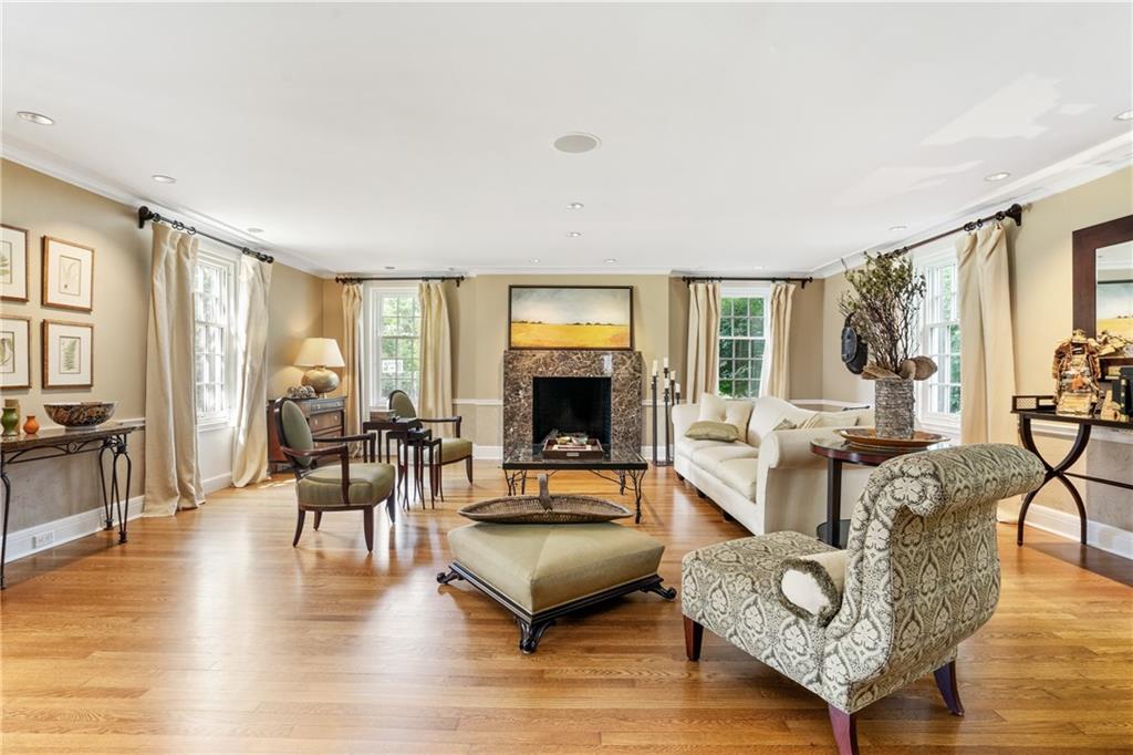 101 Hillcrest Road Pittsburgh, PA 15238 - Photo 8 of 50 Gallery Image 8