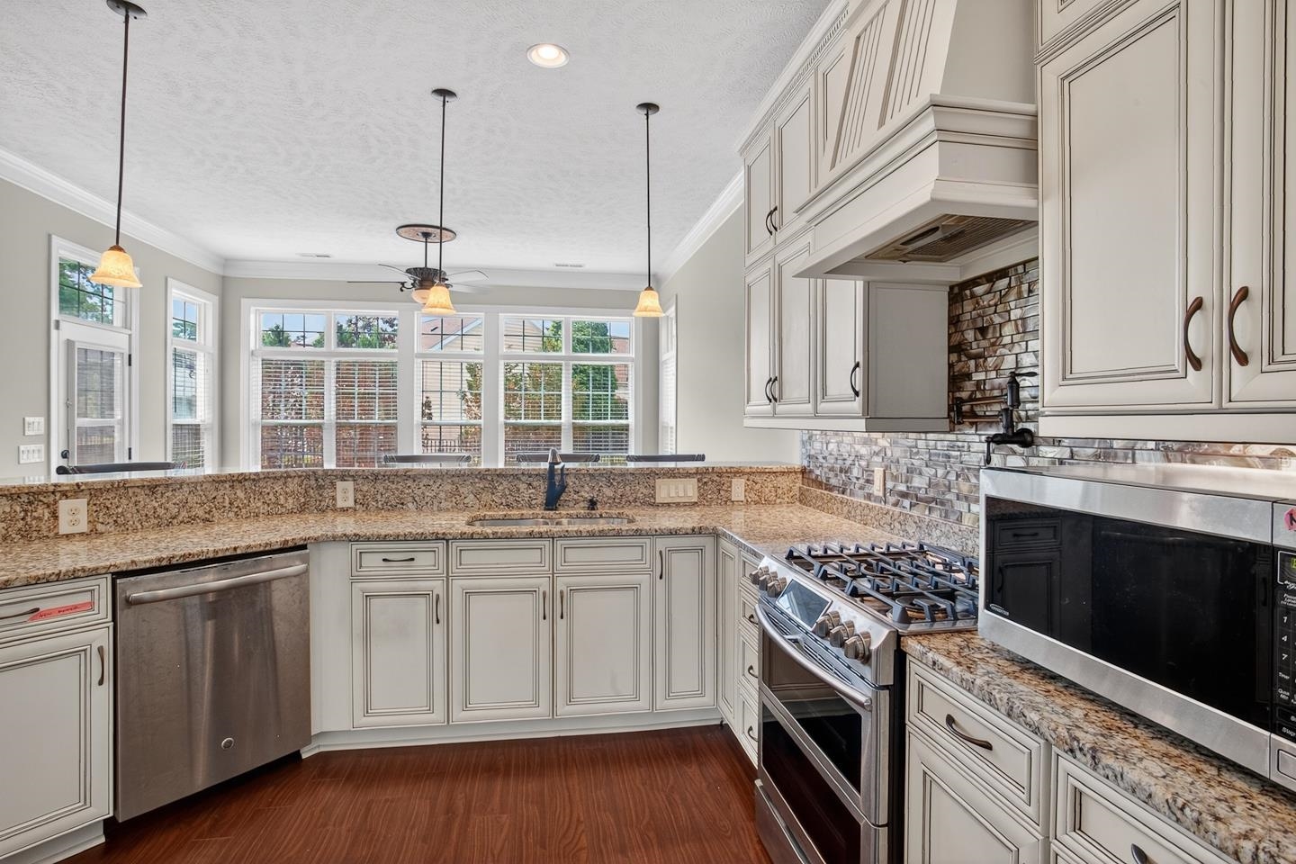 121 Willow Bay Drive Murrells Inlet, SC 29576 - Photo 18 of 59