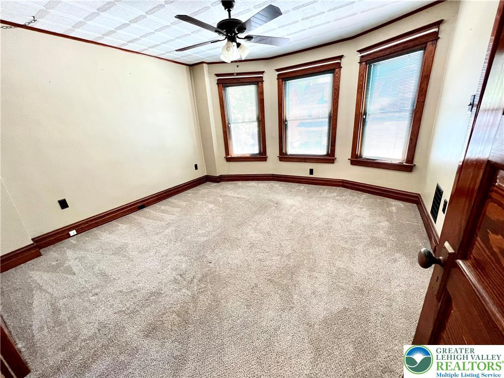 1119 Maple Street Bethlehem, PA 18018 - Photo 9 of 10
