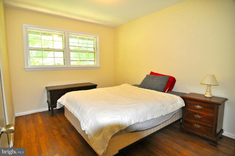 8305 Postoak Road Potomac, MD 20854 - Photo 10 of 15 Third Bedroom