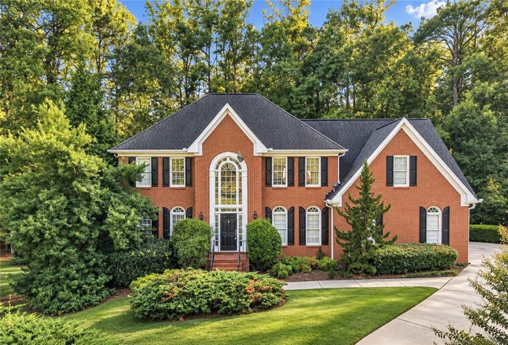 990 Ramsden Run Alpharetta, GA 30022 - Photo 1 of 53 Gallery Image 1