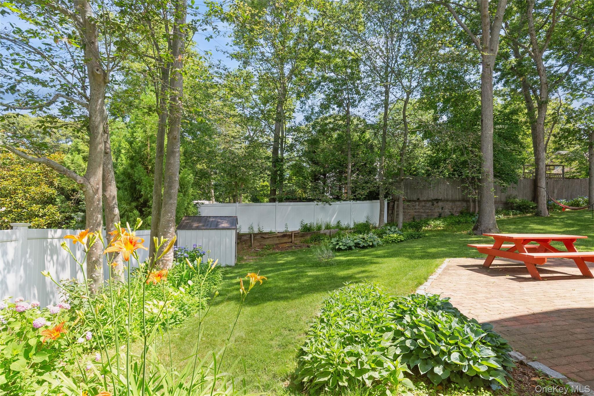 23 Eastwood Road Miller Place, NY 11764 - Photo 21 of 28