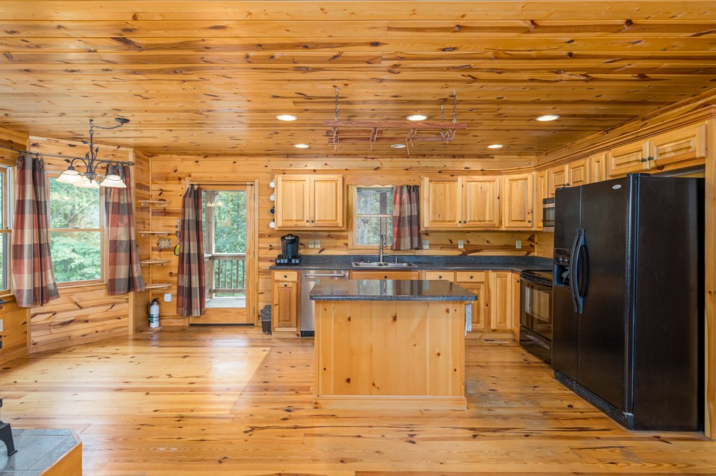 617 Matrix Lane Ellijay, GA 30540 - Photo 14 of 66 Gallery Image 14
