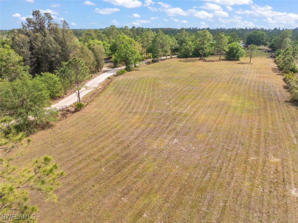 47350 Bermont Road Punta Gorda, FL 33982 - Photo 6 of 41 a view of a backyard of a house