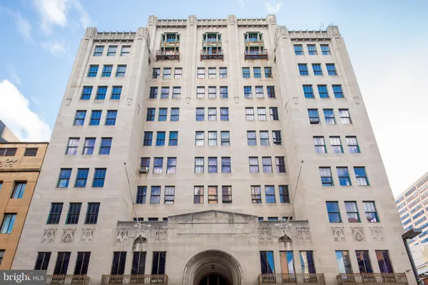 $1,650 | 301 North Charles Street, Unit 1BR, Baltimore, MD 21202