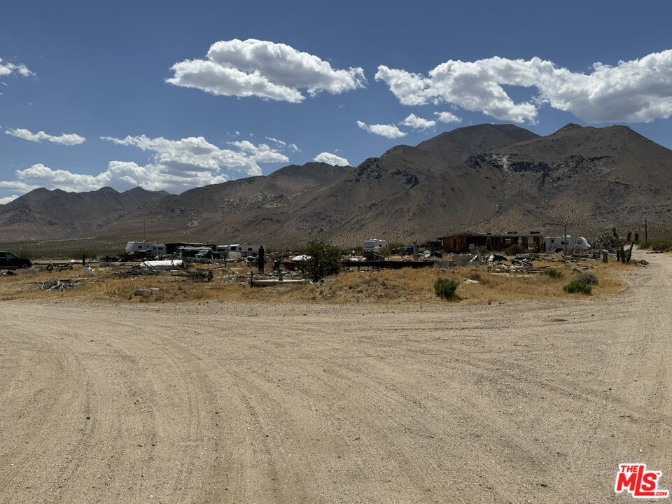 401 Sterling Road Inyokern, CA 93527 - Photo 24 of 37 a view of a town with mountains in the background
