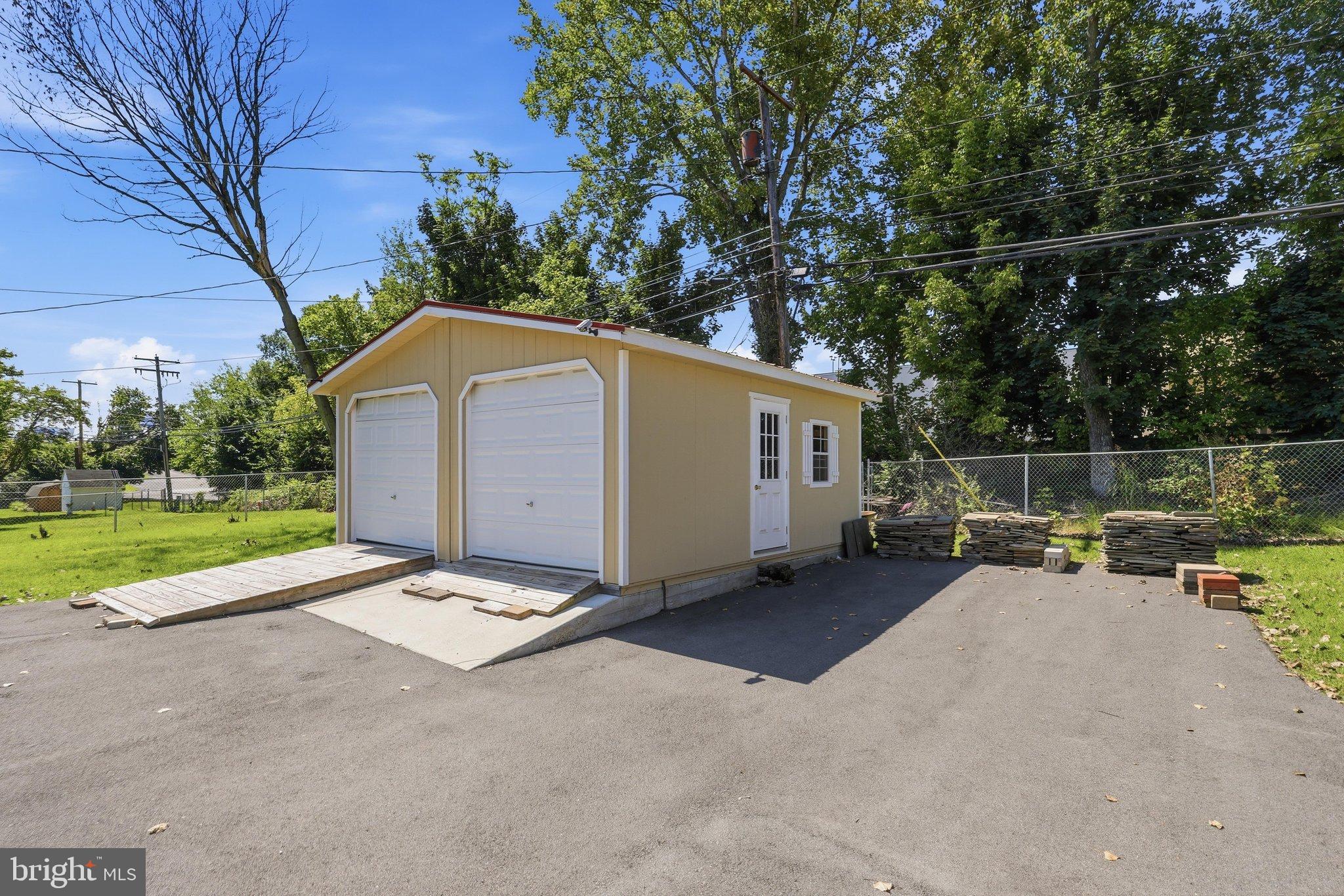 34 Harvard Road Hagerstown, MD 21742 - Photo 45 of 50 Garage