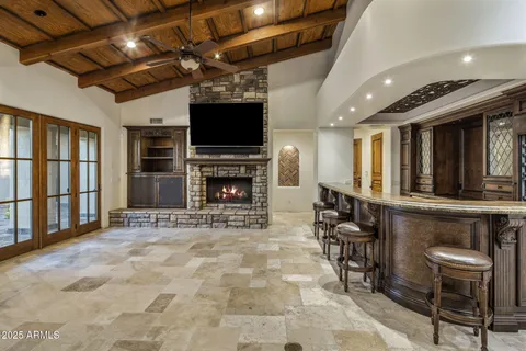 $5,695,000 | 9547 North 55th Street, Paradise Valley, AZ 85253