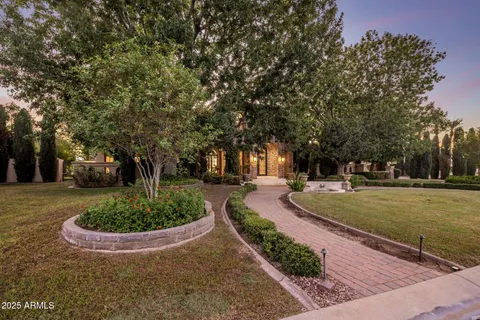 $5,695,000 | 9547 North 55th Street, Paradise Valley, AZ 85253