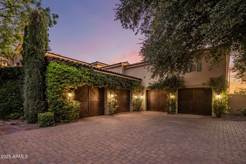 $5,695,000 | 9547 North 55th Street, Paradise Valley, AZ 85253