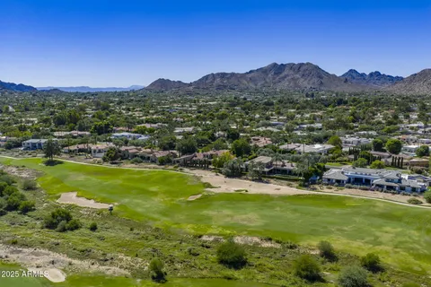 $5,695,000 | 9547 North 55th Street, Paradise Valley, AZ 85253